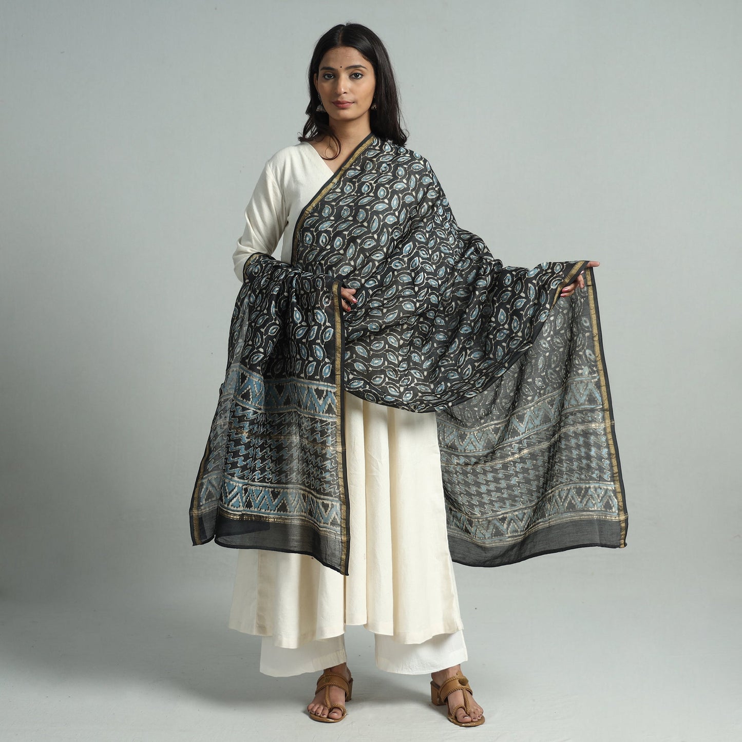 Black - Pipad Block Printed Handloom Chanderi Silk Dupatta 71