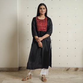  Plain Modal Silk Straight Kurta with Bandhani Pintuck Patchwork 05 Online at iTokri.com