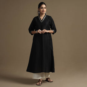  Plain Solid Slub Silk Kurta with Beadwork Hand Embroidery Lace Online at iTokri.com