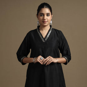  Plain Solid Slub Silk Kurta with Beadwork Hand Embroidery Lace Online at iTokri.com
