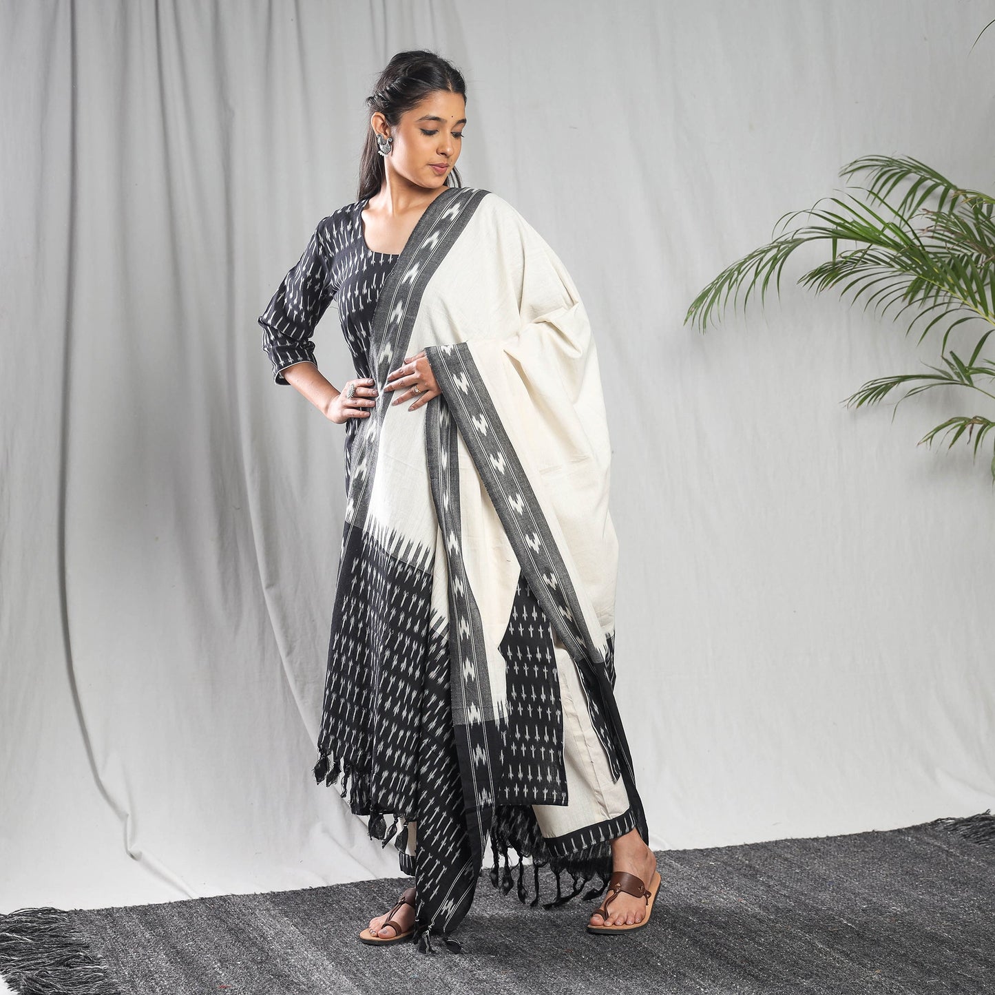 Black - pochampally ikat cotton kurta with palazzo &