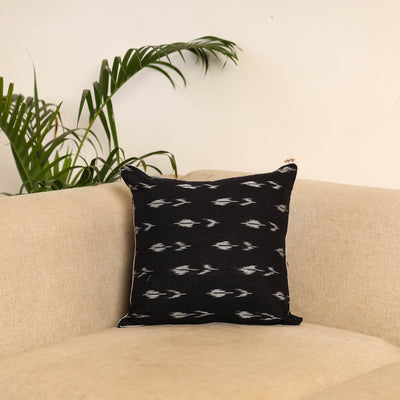 Black - pochampally ikat cushion cover 06 - handcrafted