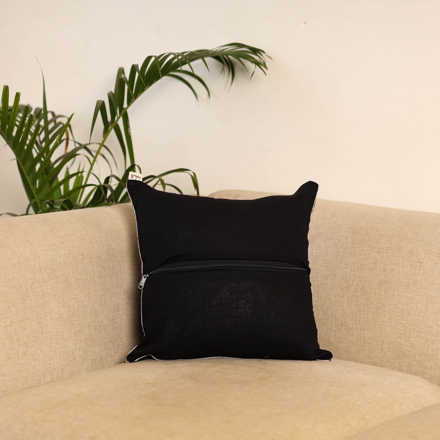 Black - pochampally ikat cushion cover 06 - handcrafted