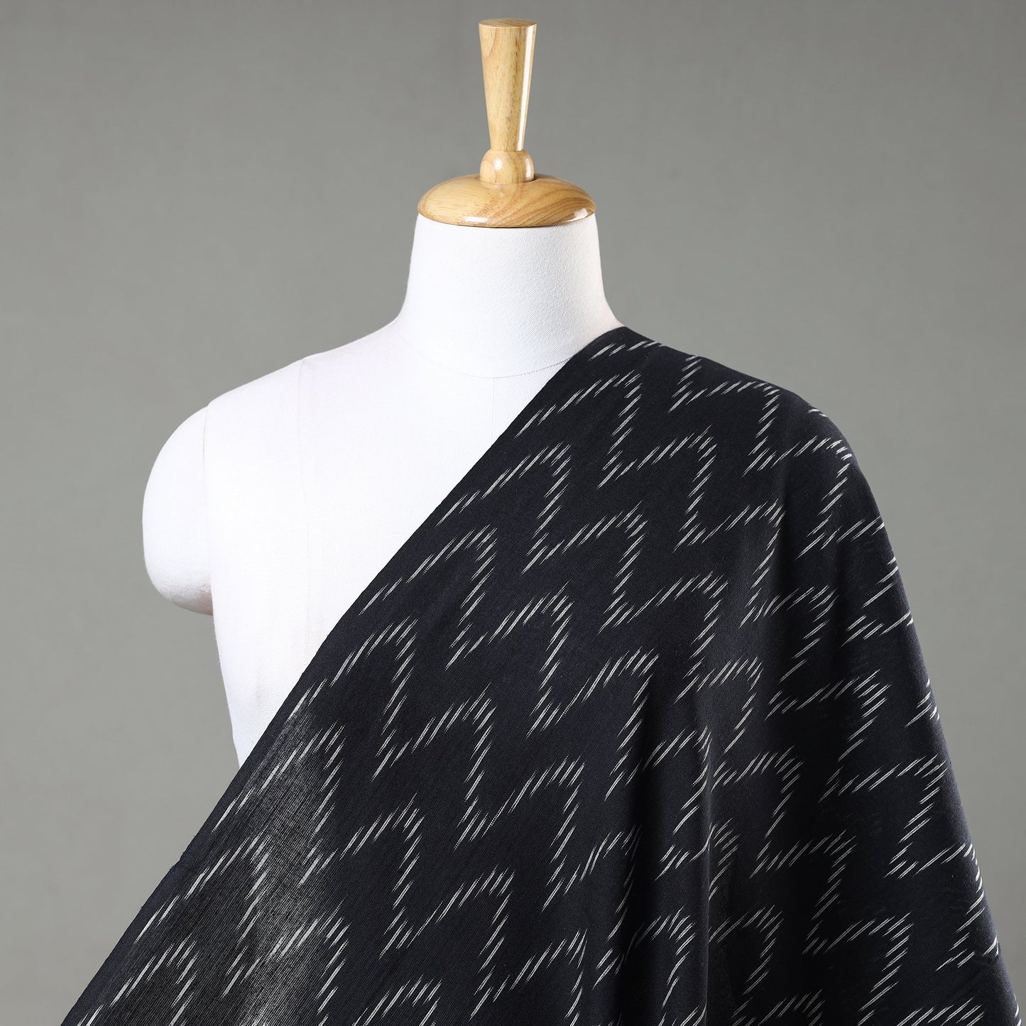 Buy Pochampally Ikat Weave Cotton Fabric 03 Online at iTokri.com