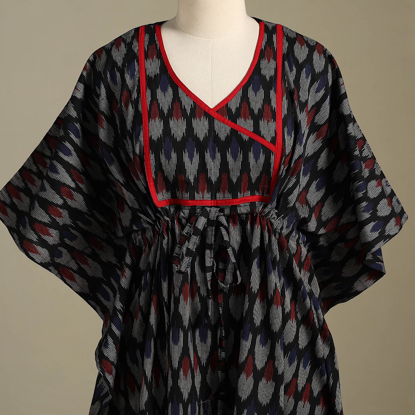 Black Pochampally Ikat Weave Cotton Kaftan (Medium)
