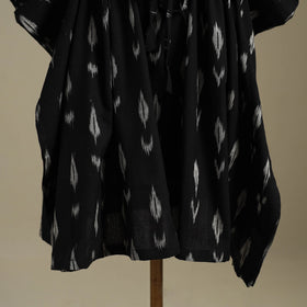 Black Pochampally Ikat Weave Cotton Kaftan (Medium)