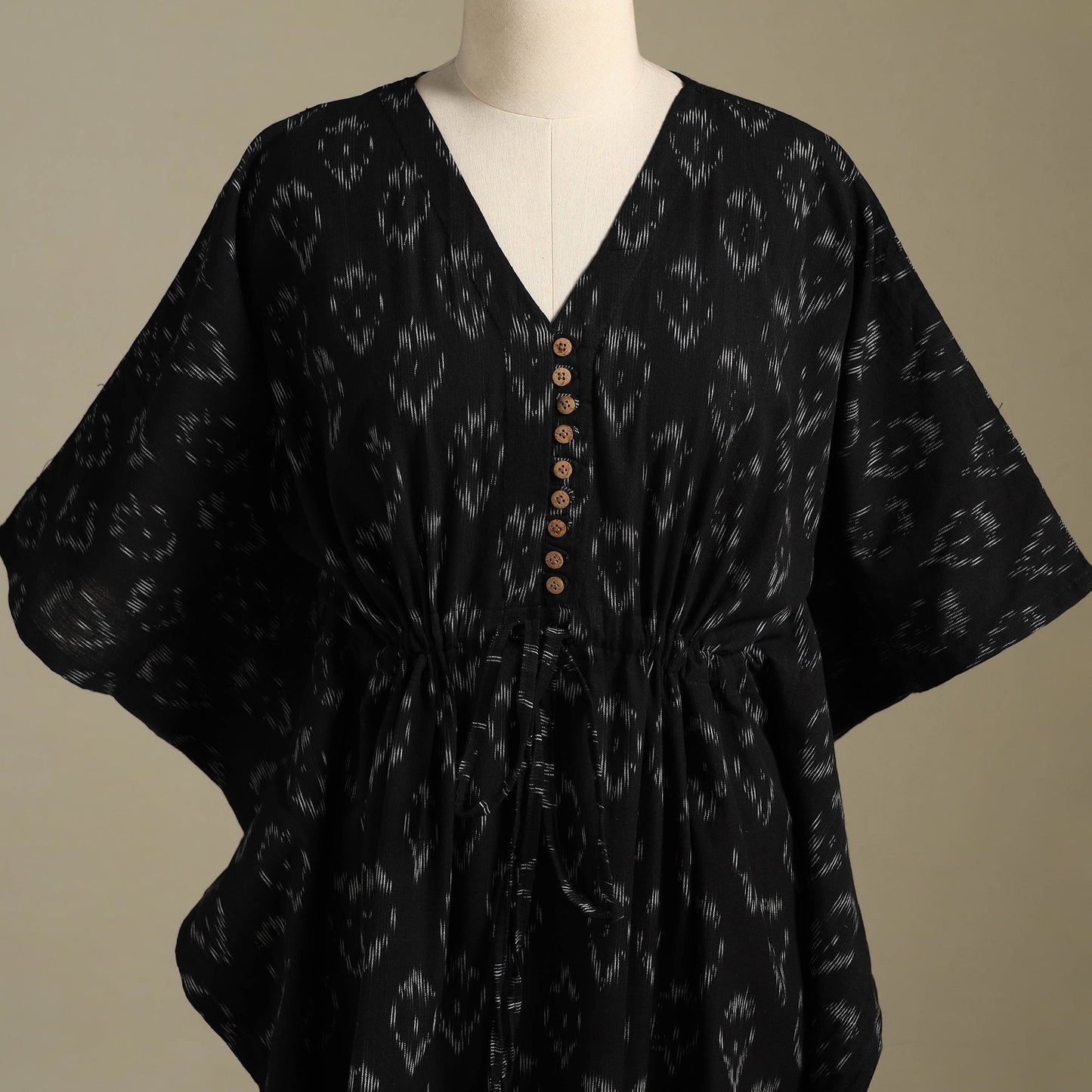 Black Pochampally Ikat Weave Cotton Kaftan (Medium)