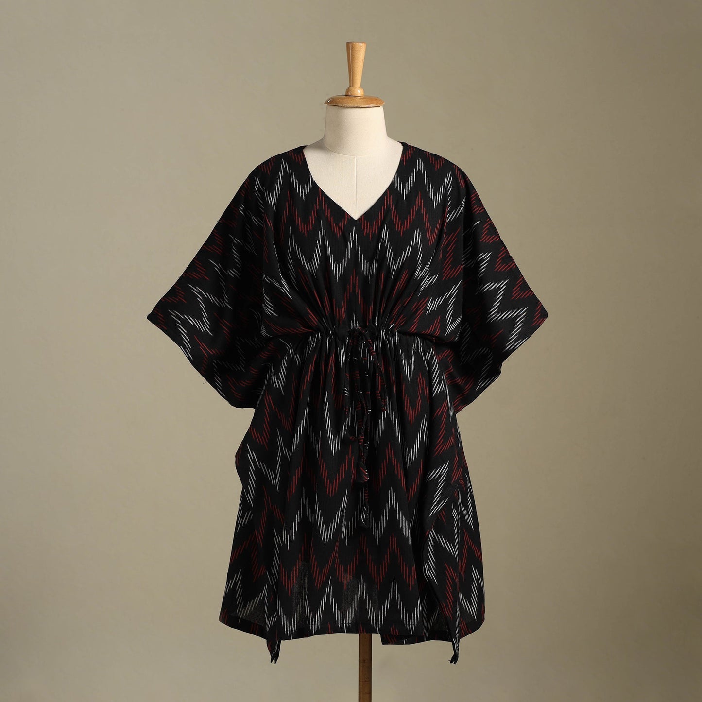 Black Pochampally Ikat Weave Cotton Kaftan (Medium)