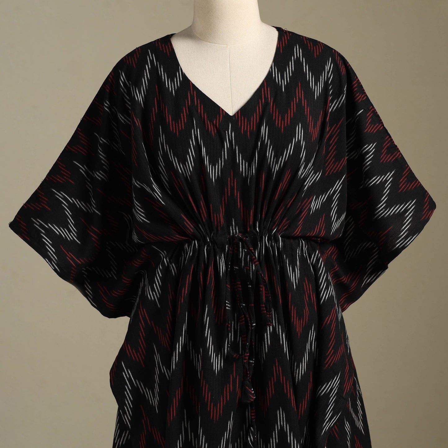 Black Pochampally Ikat Weave Cotton Kaftan (Medium)