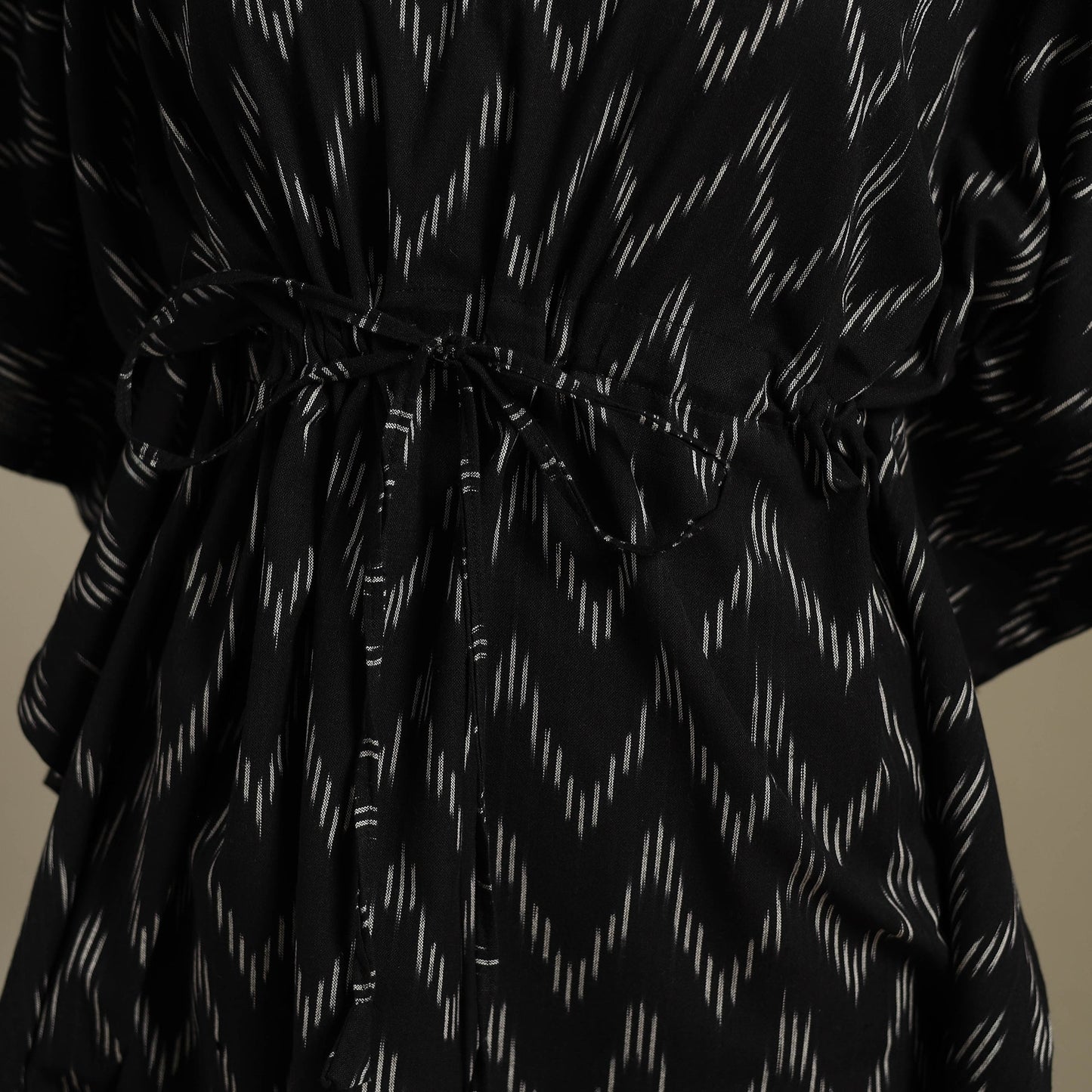 Black Pochampally Ikat Weave Cotton Kaftan (Medium)
