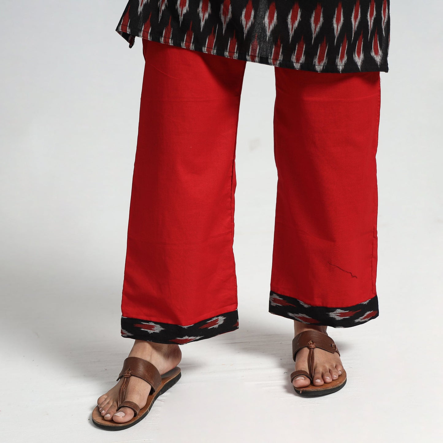 Black - pochampally ikat weave cotton kurta with palazzo &