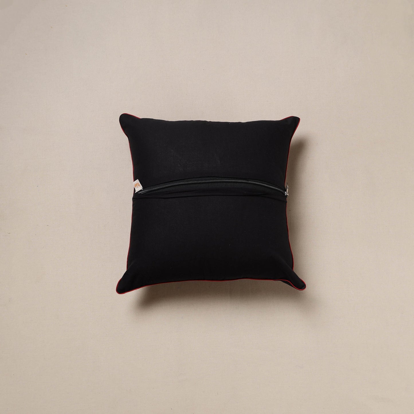 Pochampally ikat weave cushion cover 07 - handcrafted