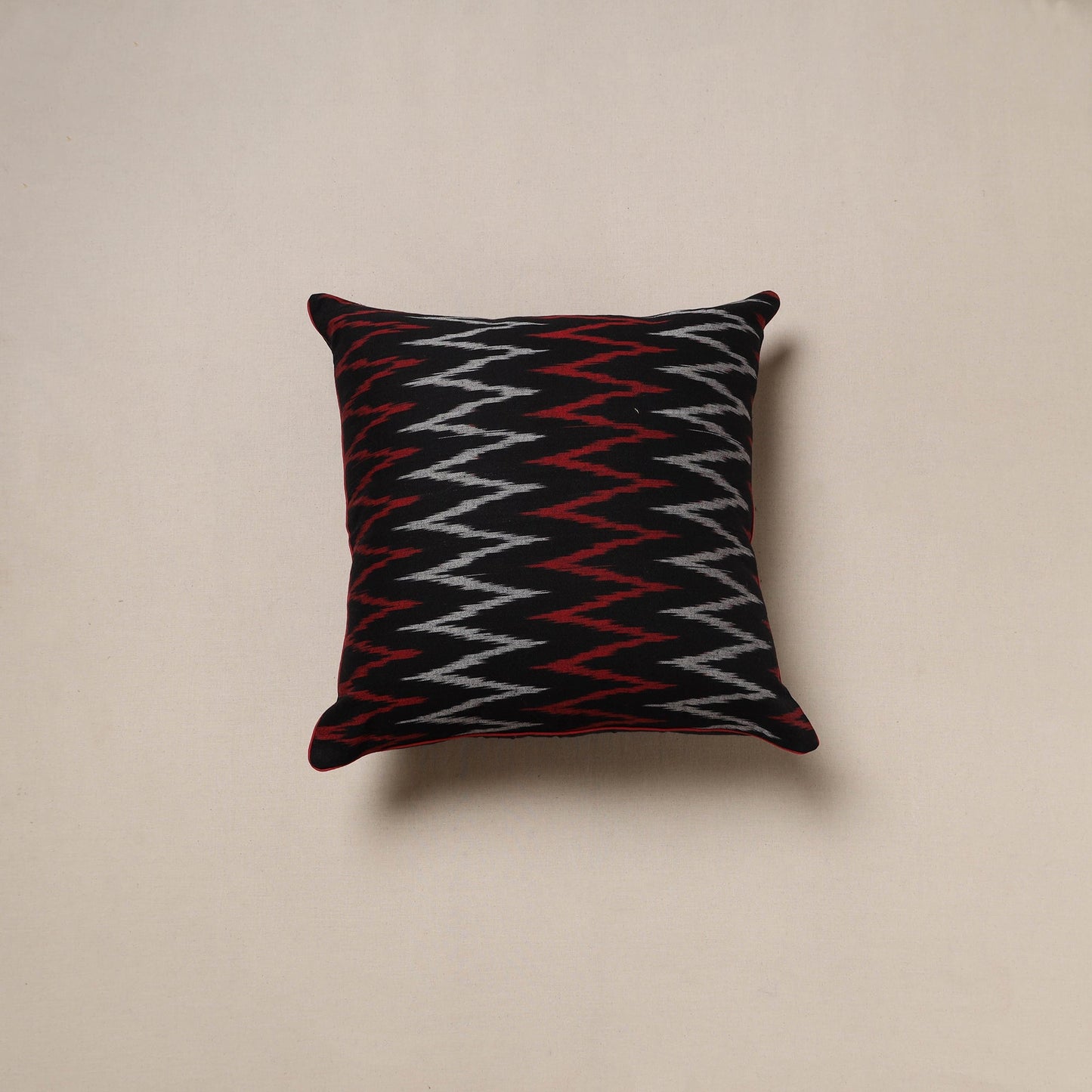 Pochampally ikat weave cushion cover 07 - handcrafted