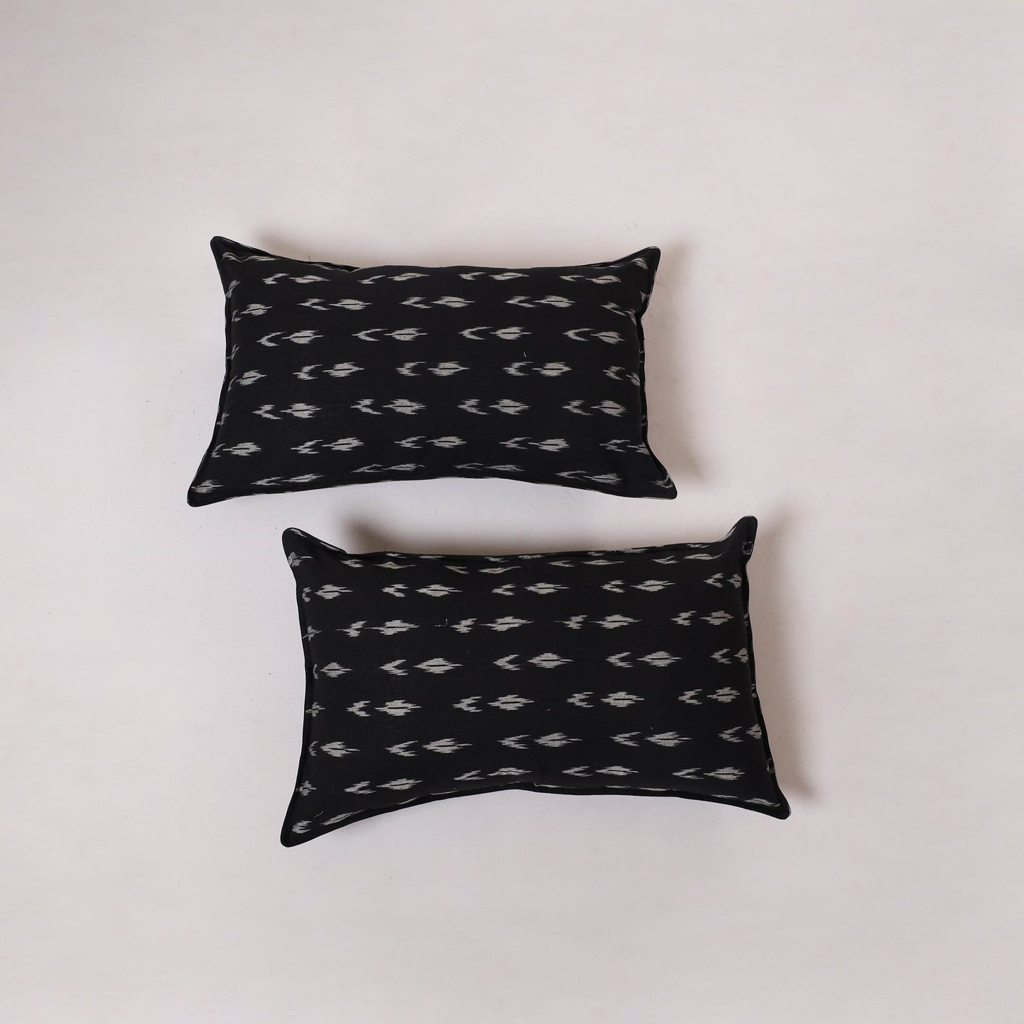 Pochampally ikat weave pillow cover (set of 2) 14