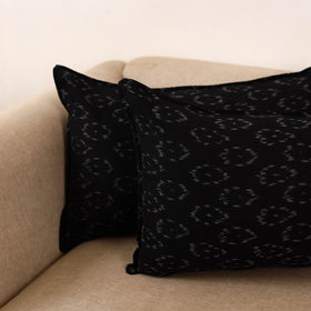 Pochampally ikat weave pillow covers (set of 2) 02