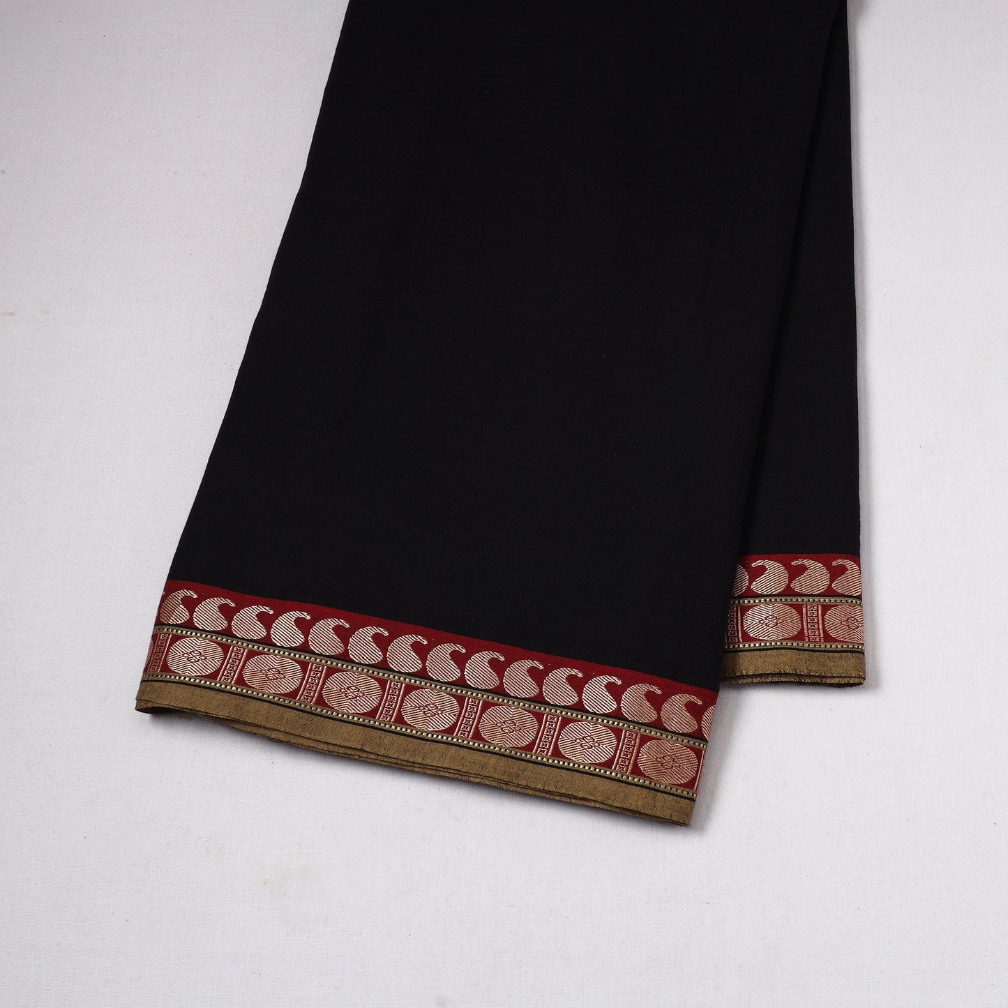 Black - prewashed cotton thread border dharwad fabric 02