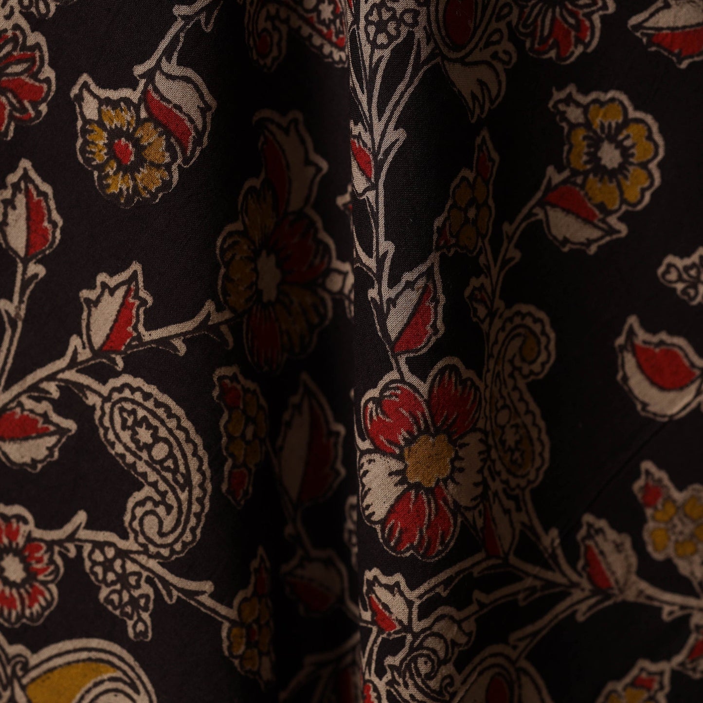 Printed cotton kalamkari fabric 21 - handcrafted