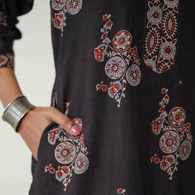 Shop Black Block Printed Cotton Straight Ajrakh Kurta Online