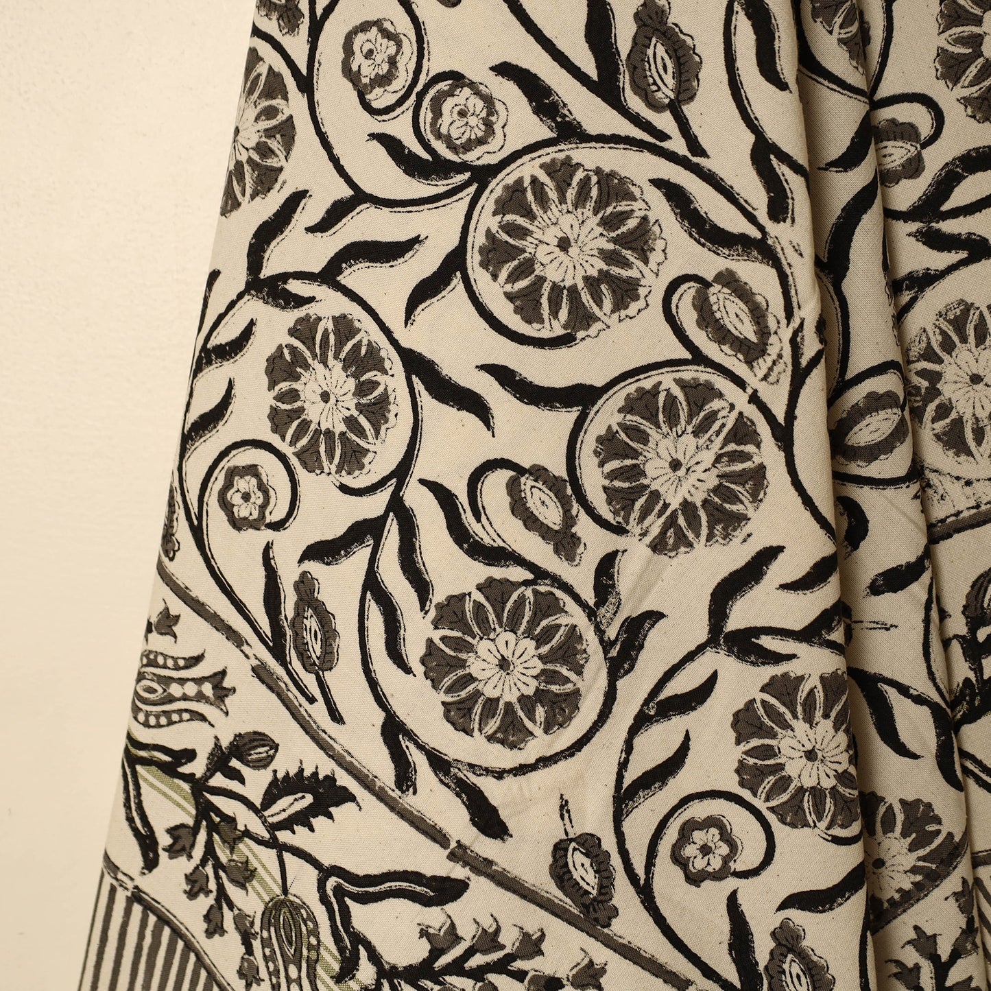  Block Printed Handloom Cotton Sanganeri Towel 