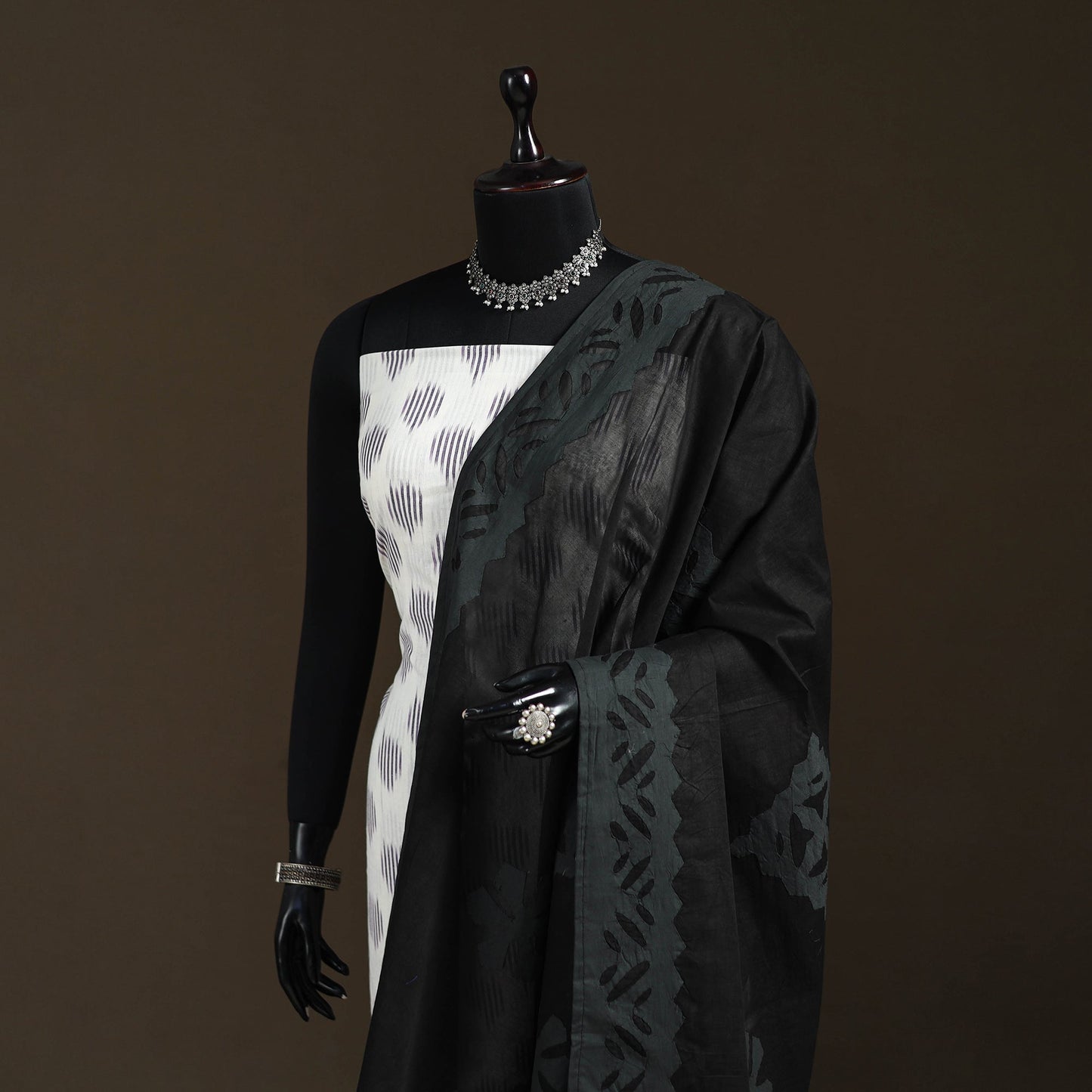 Pure cotton barmer cutwork applique dupatta 14 - handcrafted