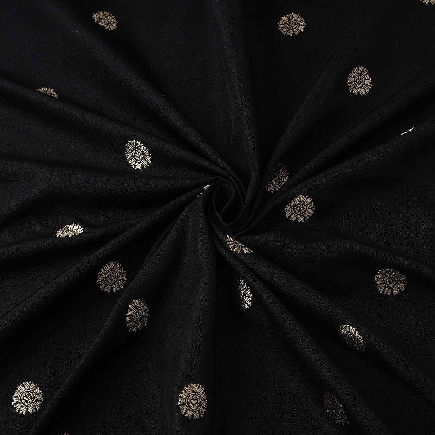 Pure handwoven silk cotton brocade banarasi fabric 01