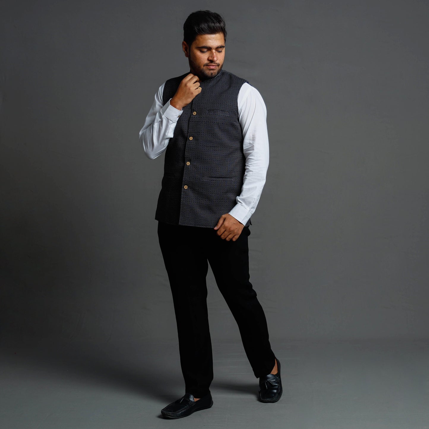 Buy Running Stitch Pure Cotton Men Nehru Jacket 10 Online at iTokri.com