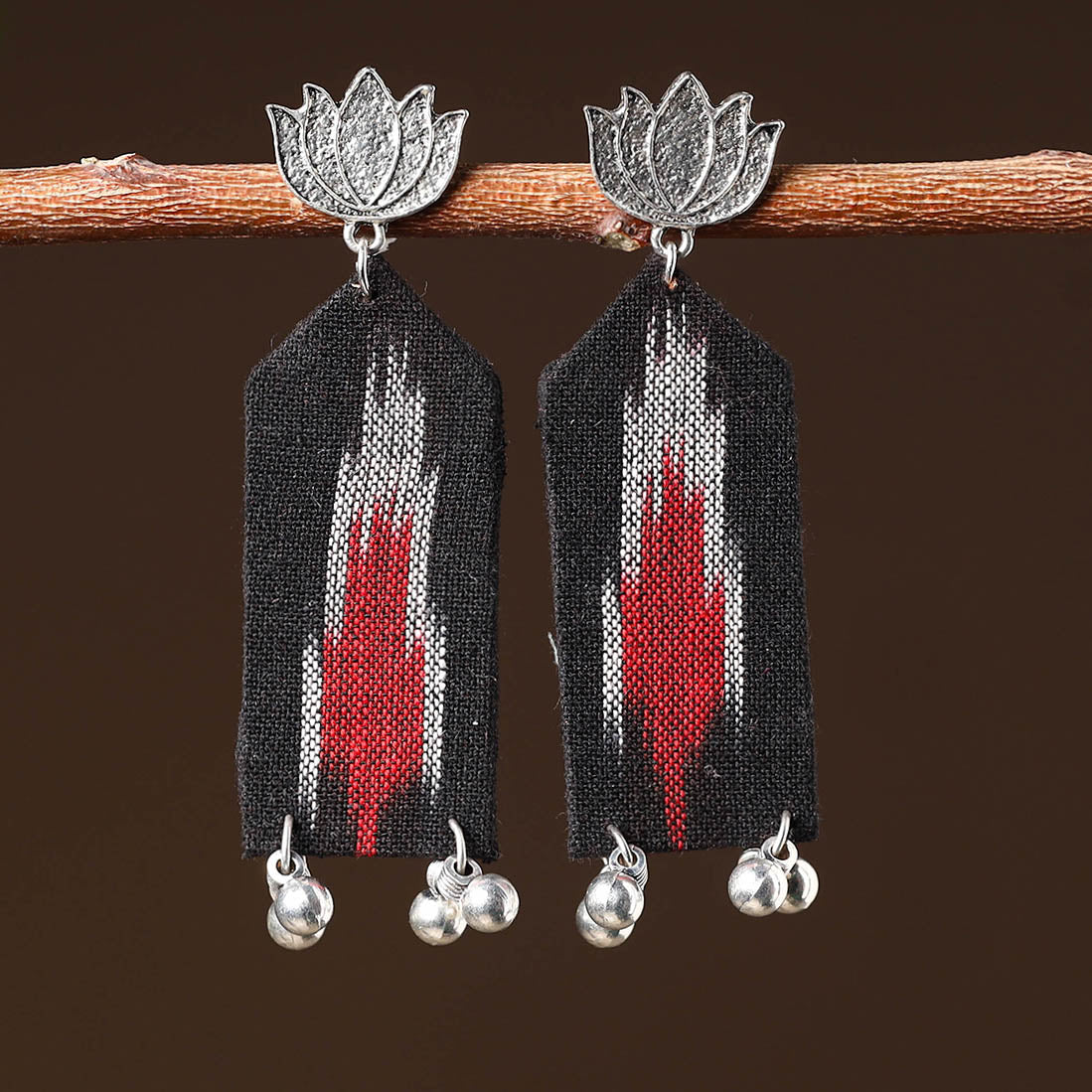 Buy Rupashi Handcrafted GS Fabart Earrings 