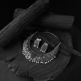 Black - saanjh bela floral oxidised necklace set