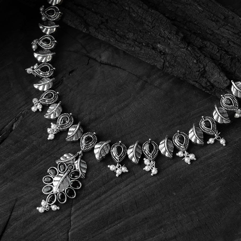 Black - saanjh bela leaves oxidised necklace set