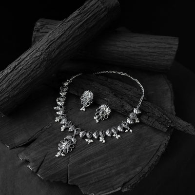 Black - saanjh bela leaves oxidised necklace set