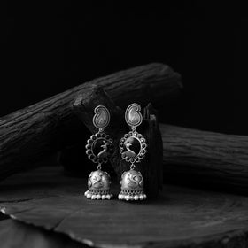 Black - saanjh bela peacock & paisley oxidised jhumka
