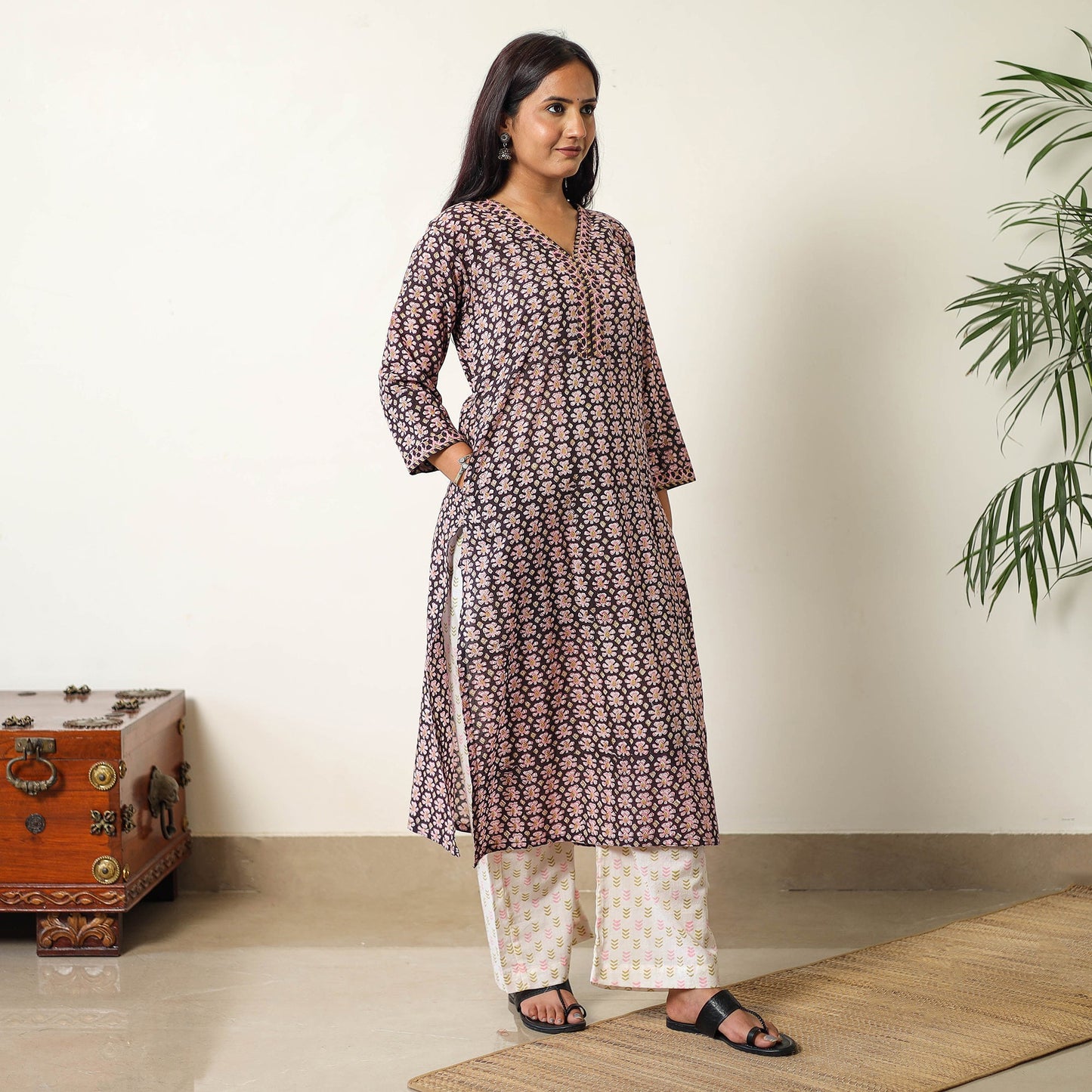  Sanganeri Block Printed Cotton Kurta with Palazzo & Dupatta Set 09 