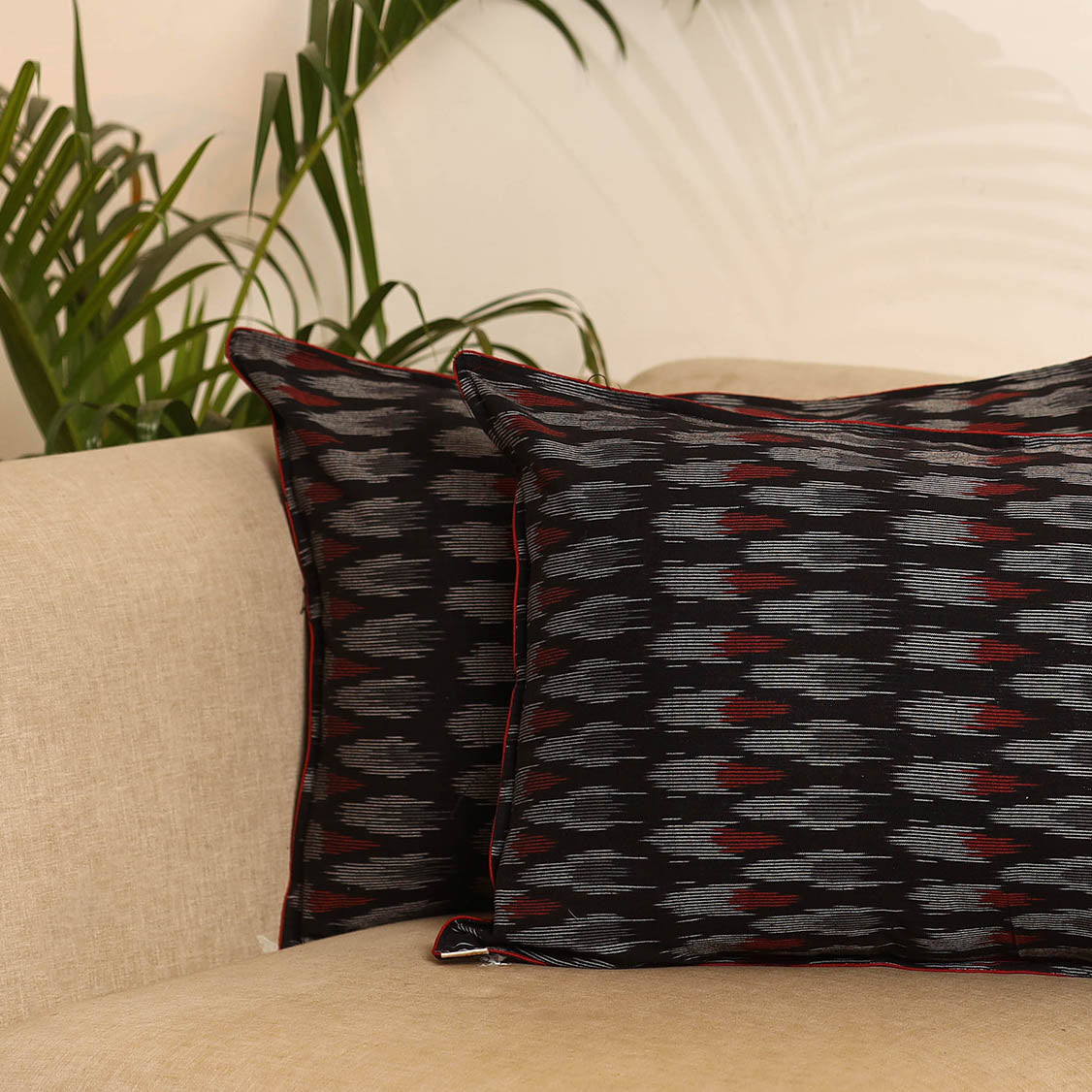 Black - set of 2 pochampally ikat weave pillow covers 29
