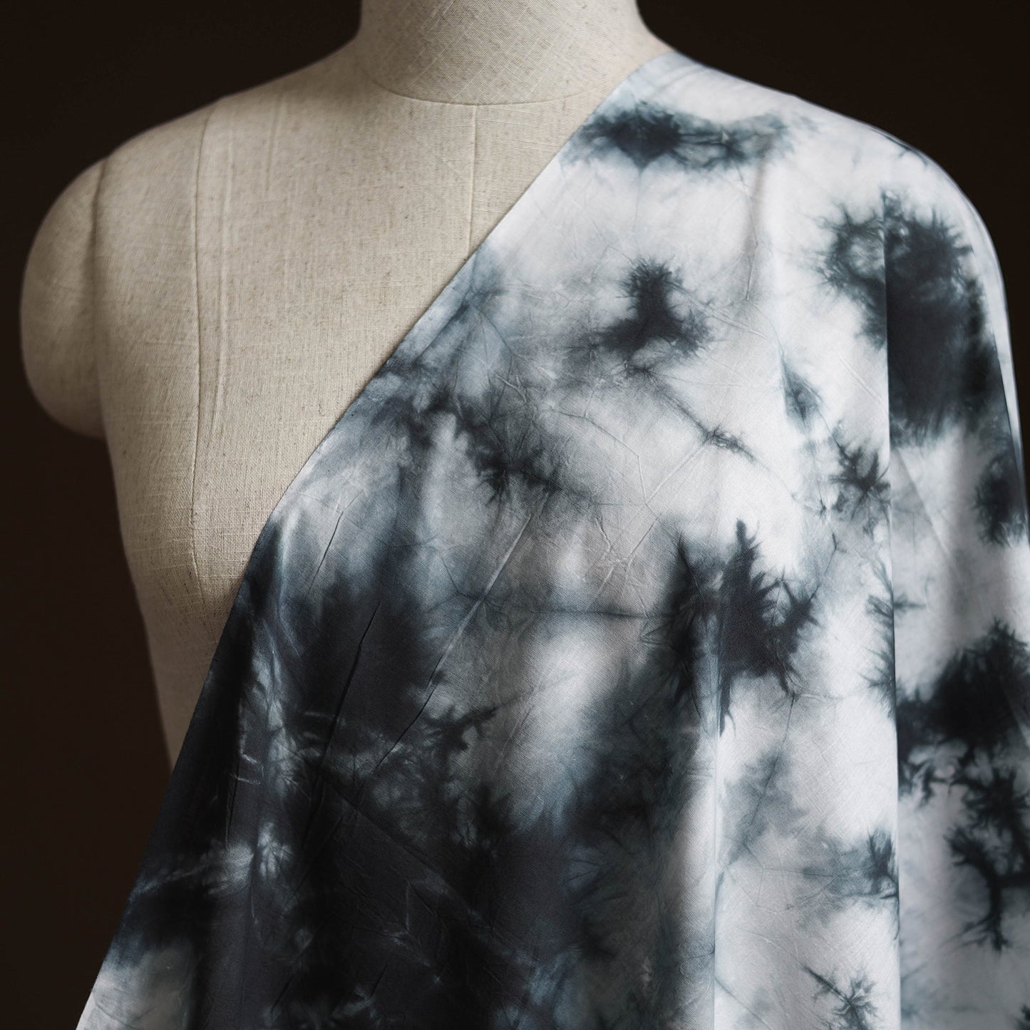 Shibori tie-dye pure mul cotton fabric 04 - handcrafted