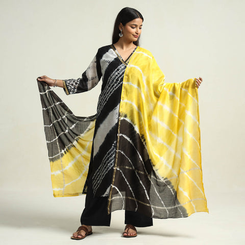 Buy Shibori Tye-Dye Chanderi Silk Kurta with Palazzo & Dupatta Set Online at iTokri.com