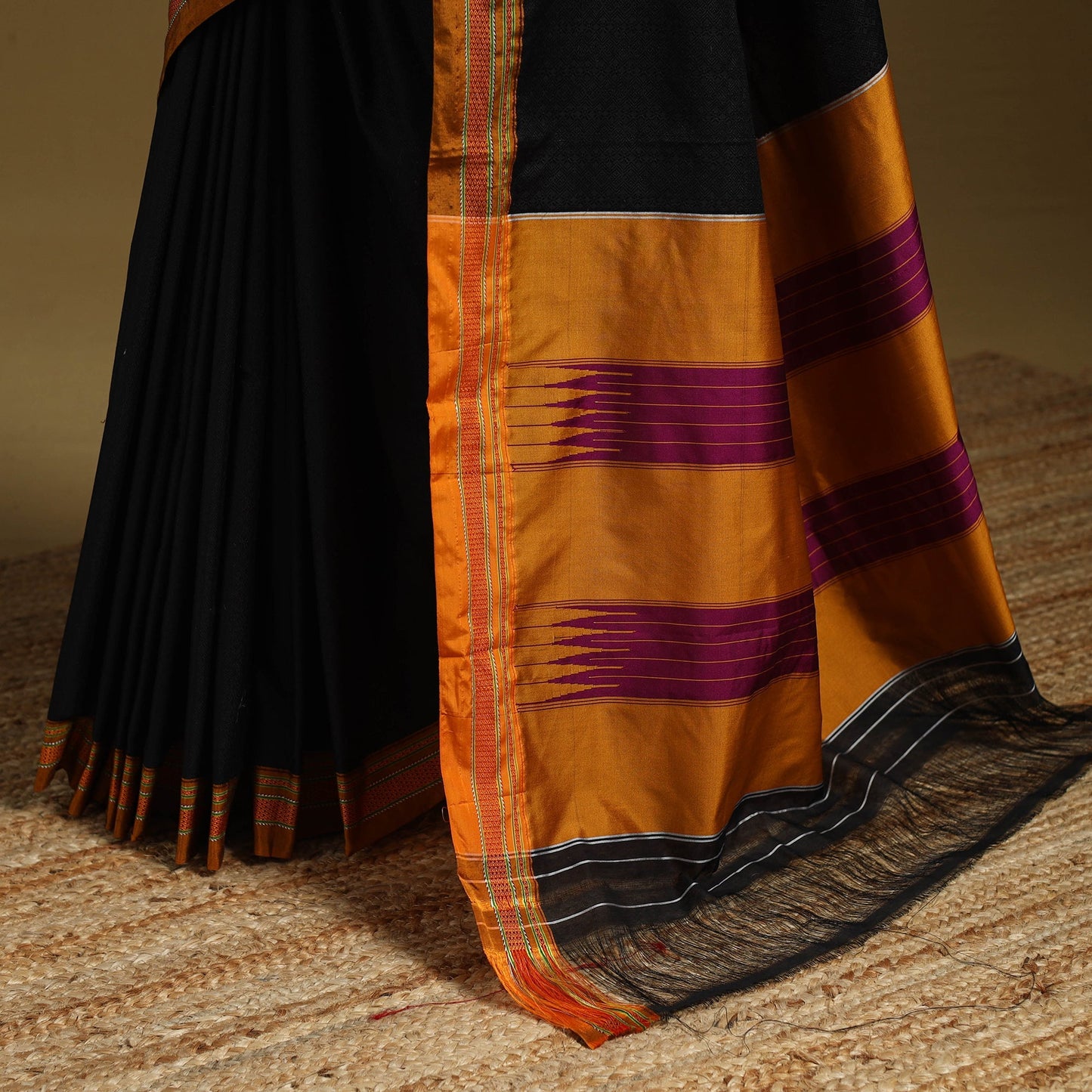 Silk cotton khun saree with ilkal pallu chikki paras border