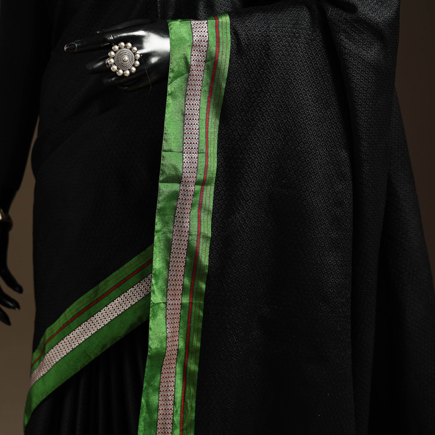 Silk cotton khun saree with ilkal pallu chikki paras border