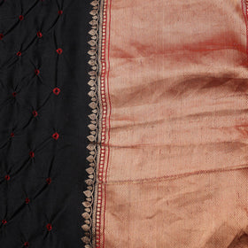 Silk tie-dye bandhani fabric with zari border 17