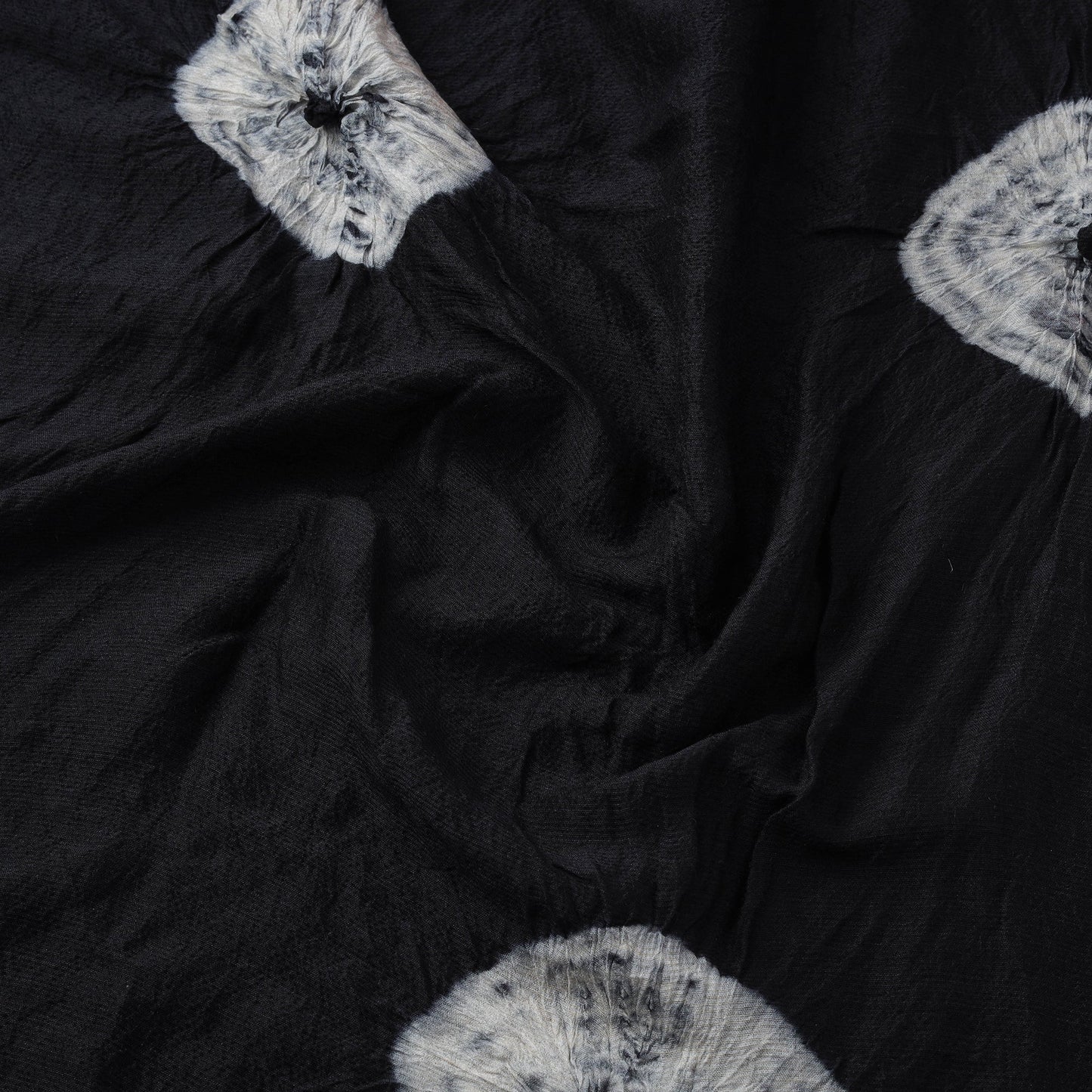 Silk tie-dye shibori fabric with zari border 36
