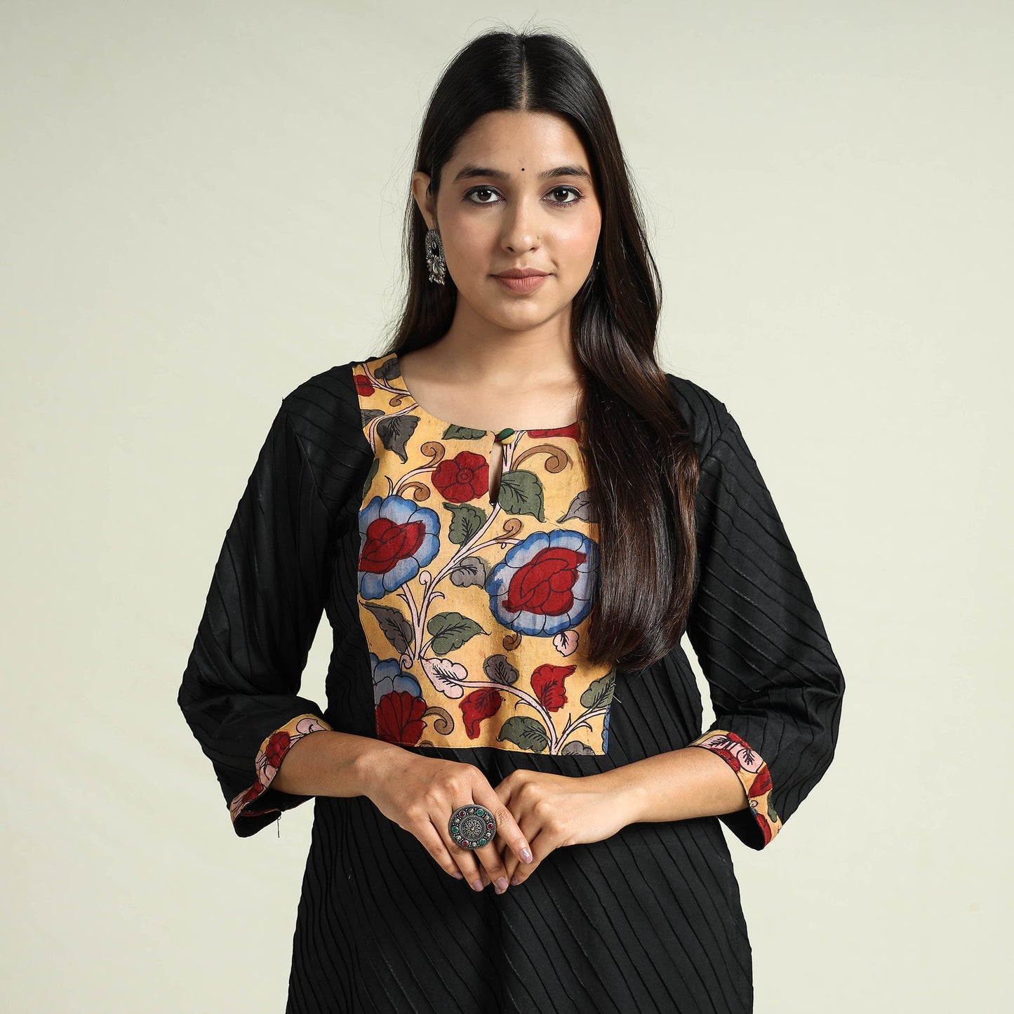 Buy Srikalahasti Kalamkari Patchwork Pintuck Plain Cotton Long kurta Online at iTokri.com