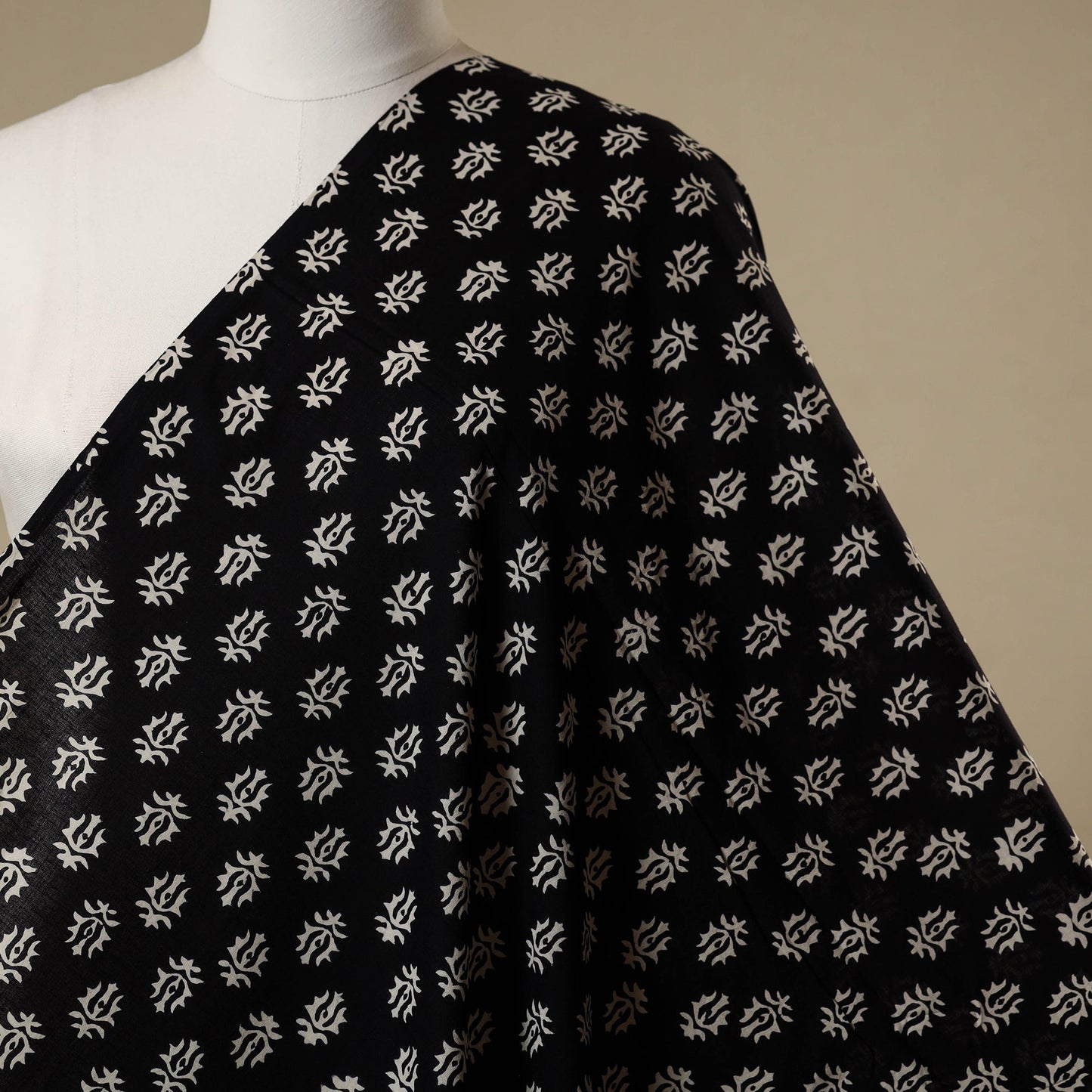 Black - syahi begar bagru cotton fabric 25 - handcrafted