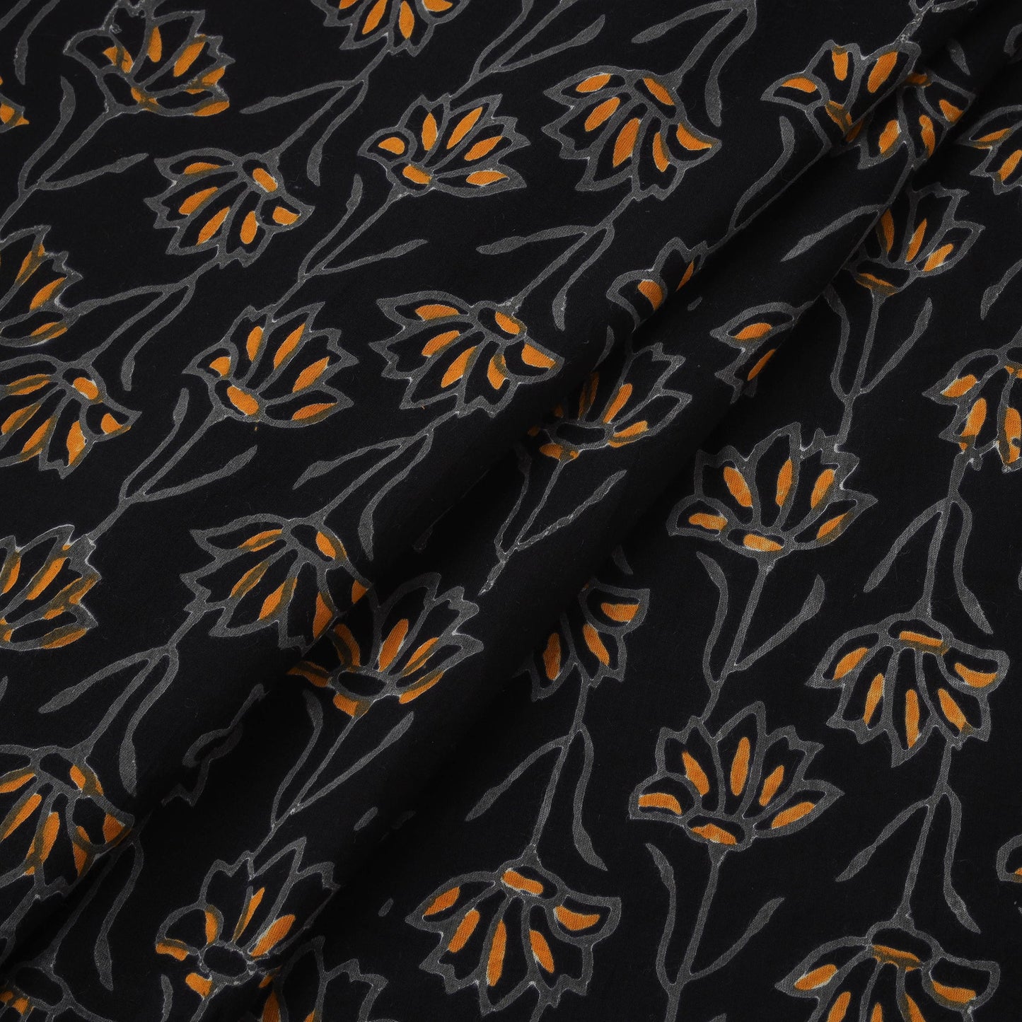Syahi begar cotton hand block bagru print fabric 03