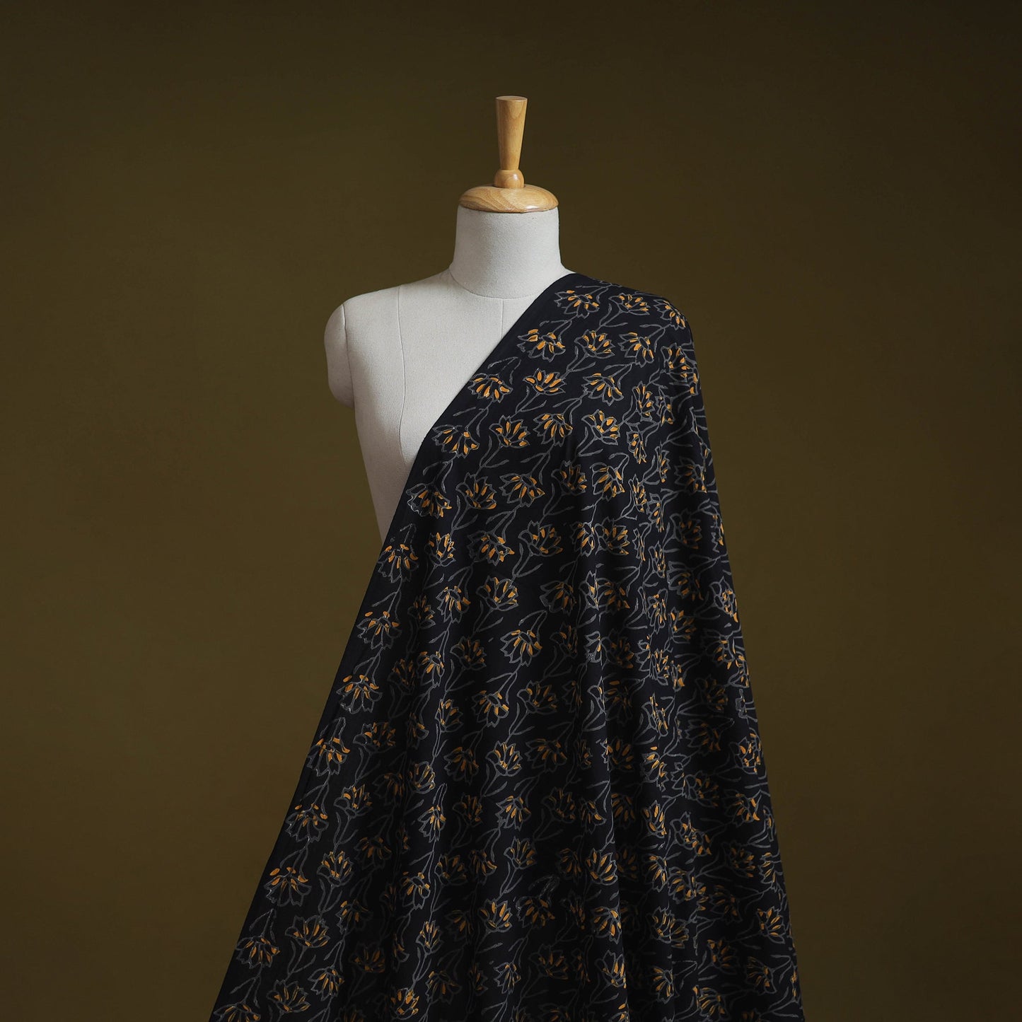 Syahi begar cotton hand block bagru print fabric 03