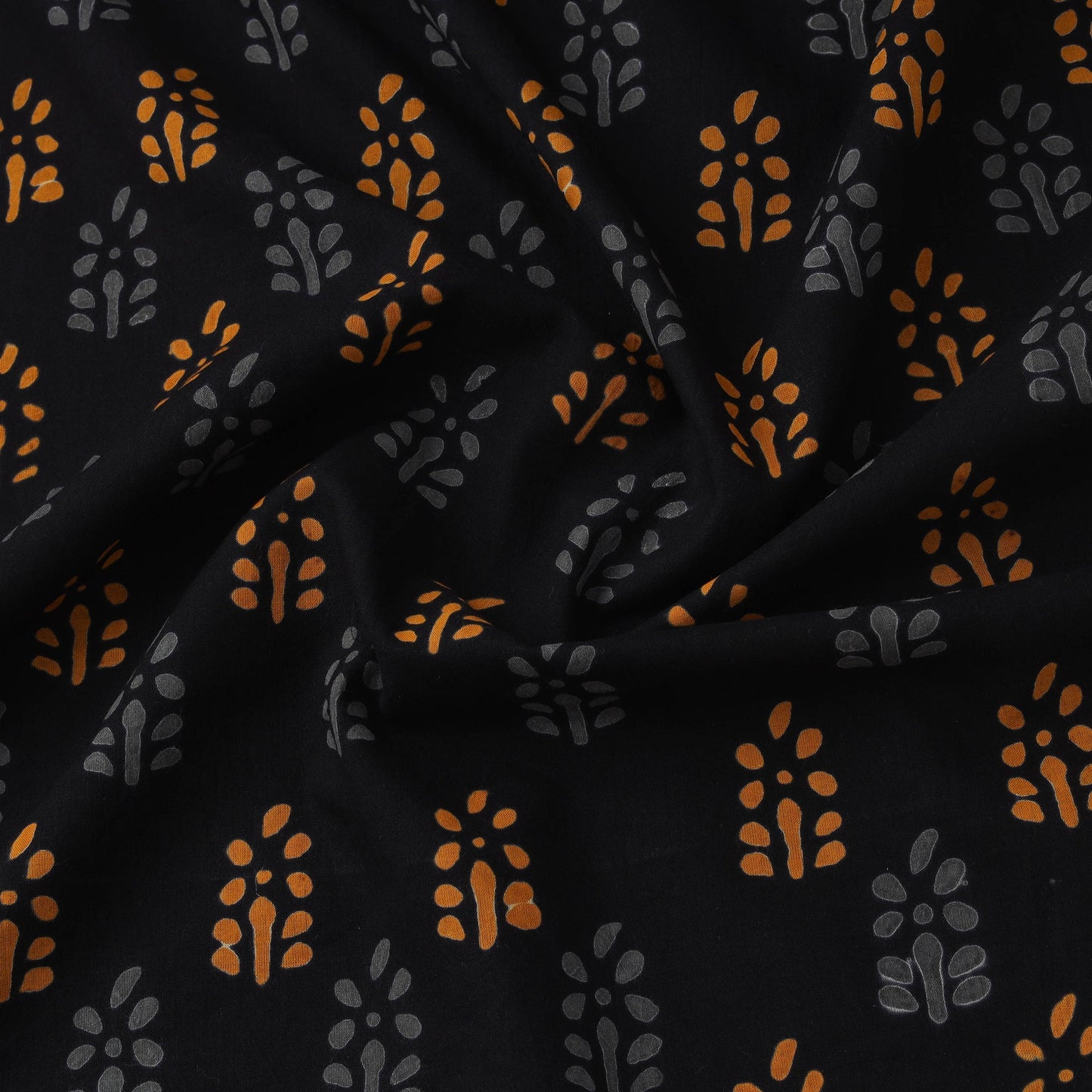 Syahi begar cotton hand block bagru print fabric 04