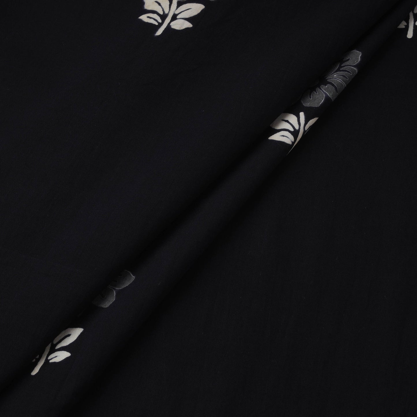 Syahi begar cotton hand block bagru print fabric 09