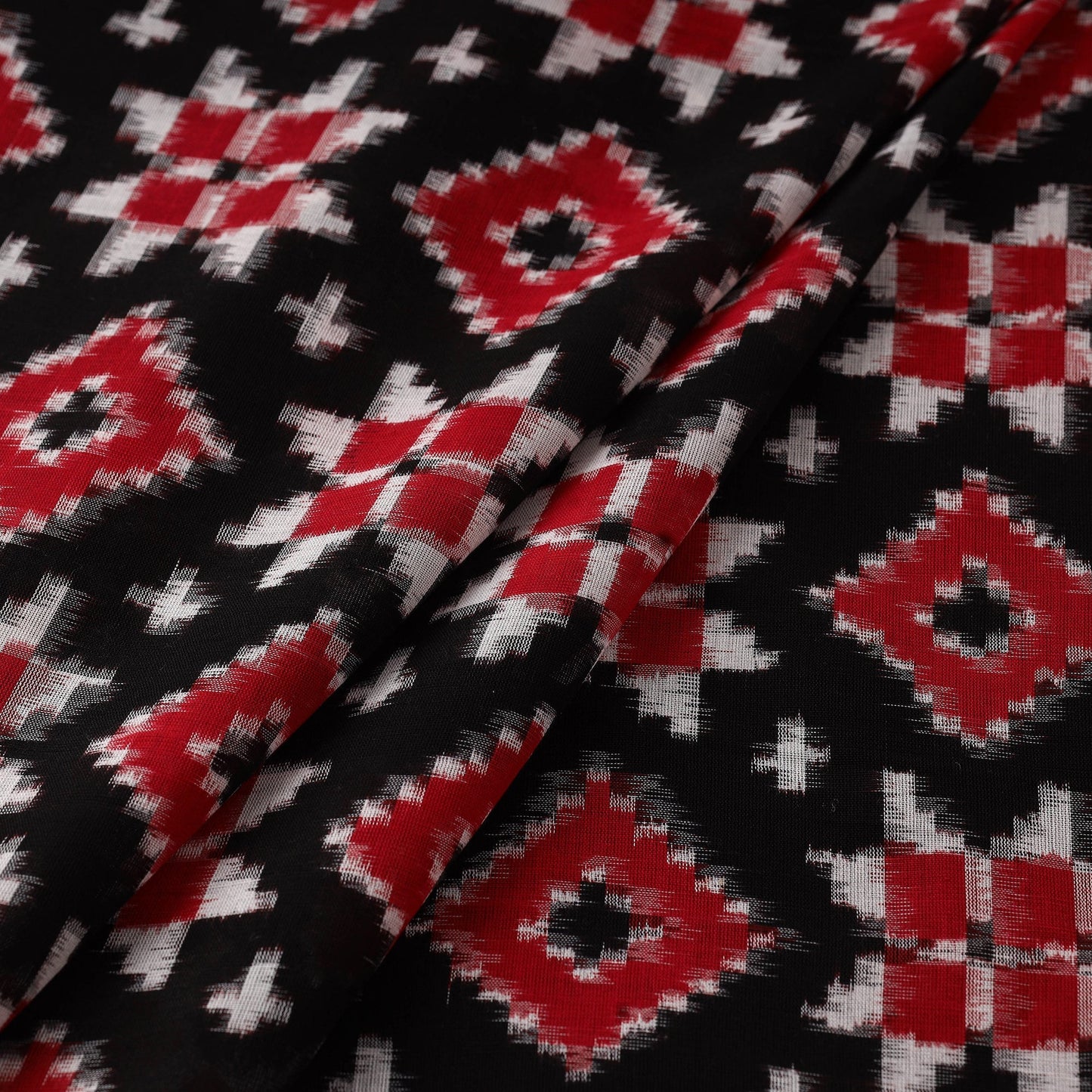 Telia rumal handloom cotton pochampally double ikat fabric