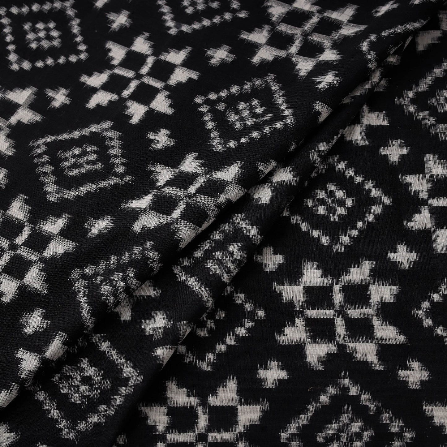 Telia rumal handloom cotton pochampally double ikat fabric