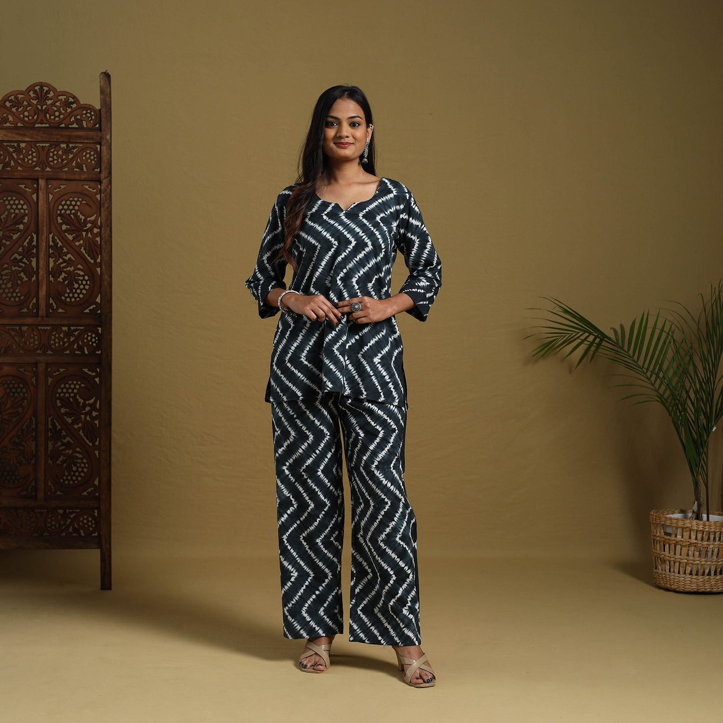 Buy Black Tie & Dye Cotton Shibori Co-Ord Set Online