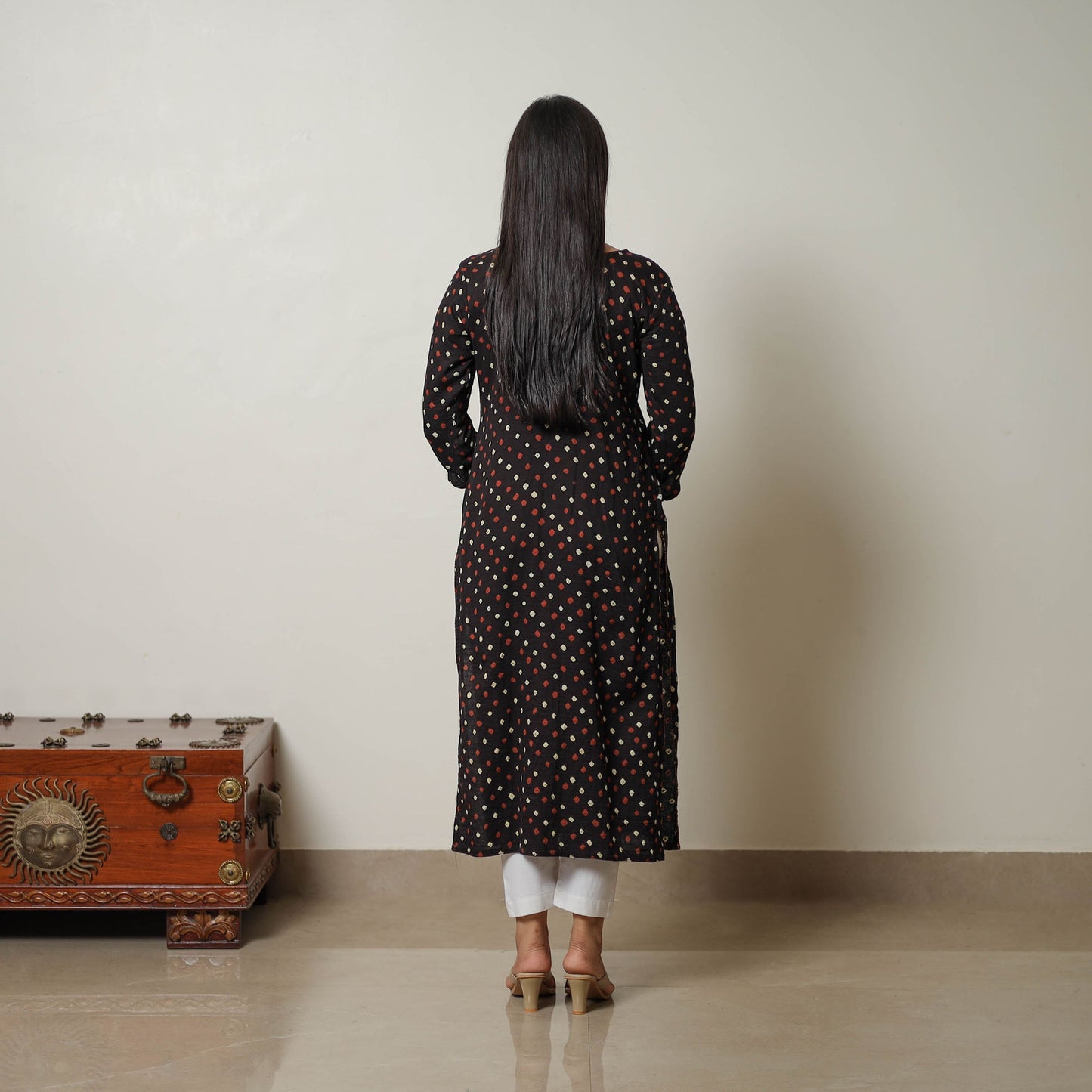 Buy Black Tie & dye Cotton Straight Bandhani Kurta for Women