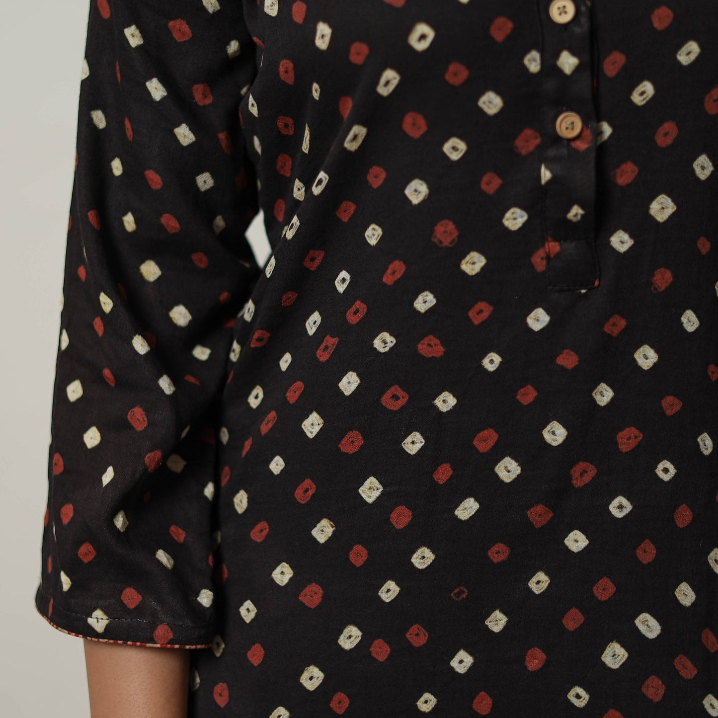 Buy Black Tie & dye Cotton Straight Bandhani Kurta for Women